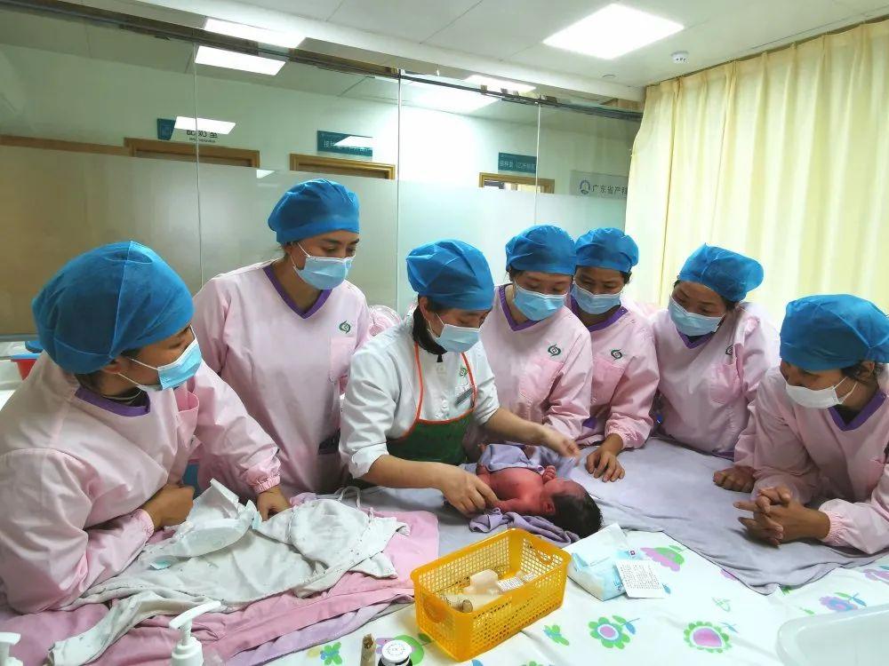 皋兰县妇婴监护型护送